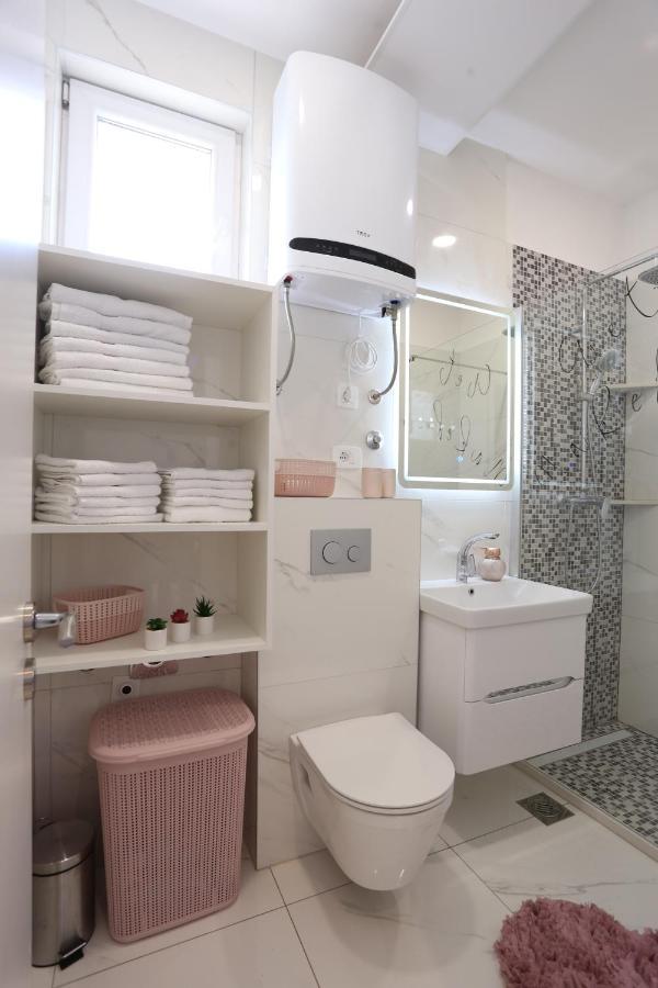 Adorable Apartment Ena Kaštela Exterior foto